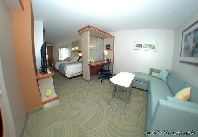 Springhill Suites By Marriott Sioux Falls Room photo